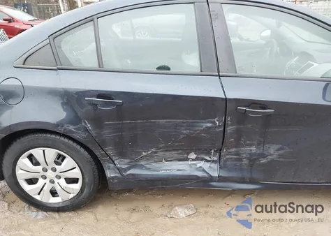 2015 Chevrolet Cruze Ls Auto z USA, uszkodzony, nr VIN 1G1PA5SH8F7175830